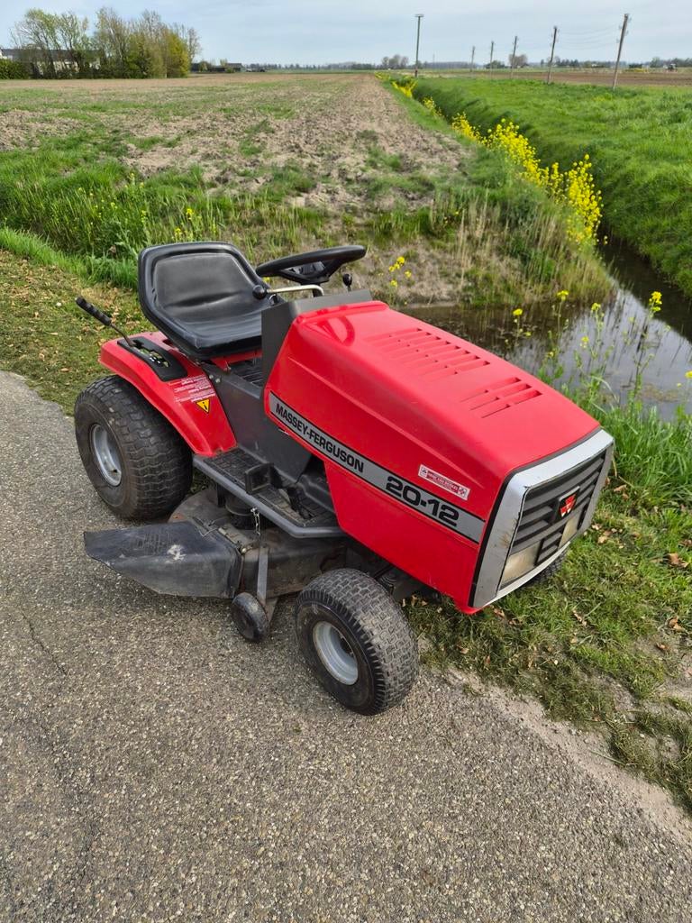 Originele Massey Ferguson zitmaaier 20-12, Ophalen of Verzenden, 50 cm of meer