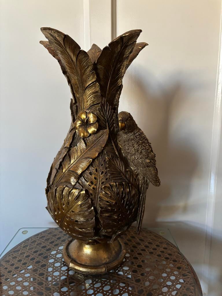 Gouden Tropische Vaas met Papegaai en Bladeren, Ophalen