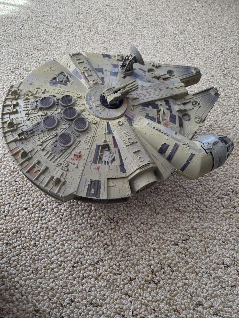 Direct Verkopen - Millenium Falcon Collectors Item Star Wars, Ophalen of Verzenden, Gebruikt, Replica