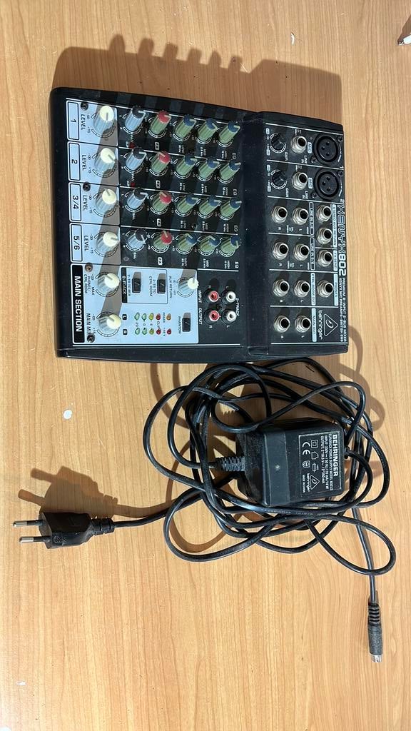 Behringer mixertje. Ideaal voor kleine setup, Muziek en Instrumenten, Mengpanelen, Ophalen, Zo goed als nieuw, Minder dan 5 kanalen
