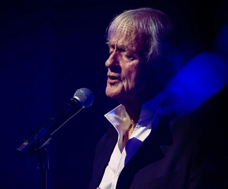 TOPPLAATSEN Dave - Le Printemps in CARRE 29 maart 4x, Tickets en Kaartjes, Evenementen en Festivals, Drie personen of meer