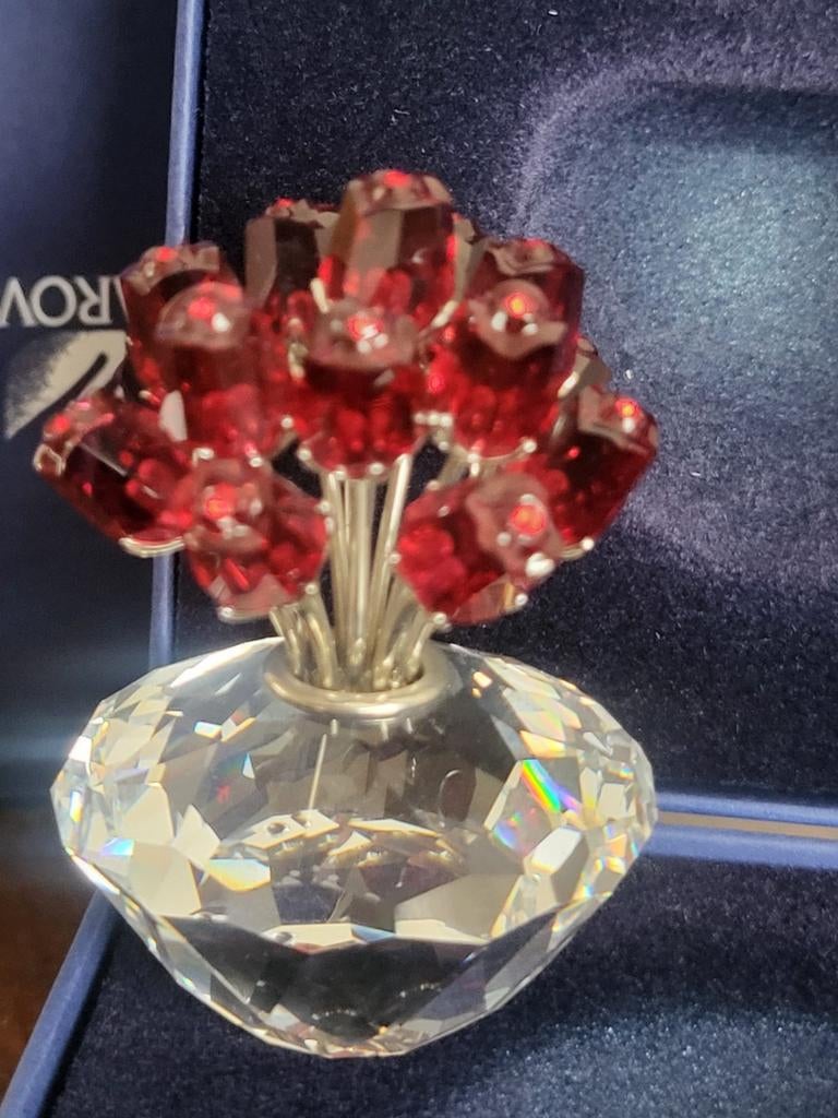 Swarovski Jubileumvaas met rode rozen, Ophalen of Verzenden