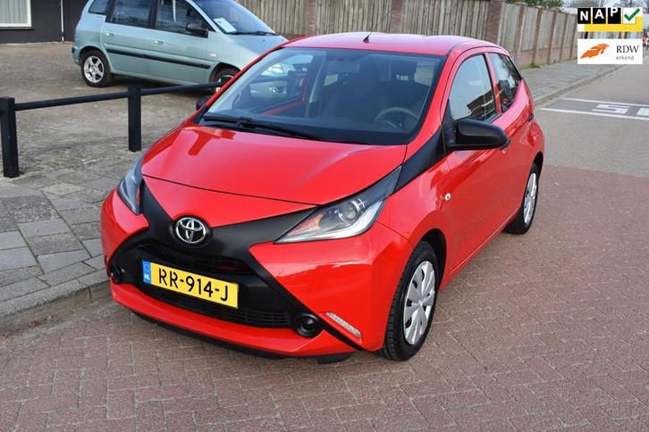 Toyota Aygo 1.0 VVT-i x-fun, Auto's, Toyota, Bedrijf, Te koop, Aygo, ABS, Airbags, Airconditioning, Bluetooth, Centrale vergrendeling