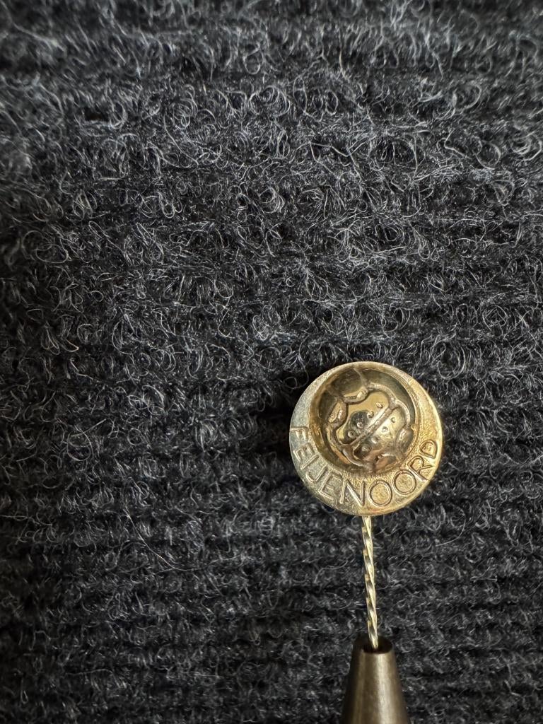 Zeldzame Feyenoord pin (14 karaat goud), Ophalen of Verzenden, Zo goed als nieuw, Feyenoord, Overige typen