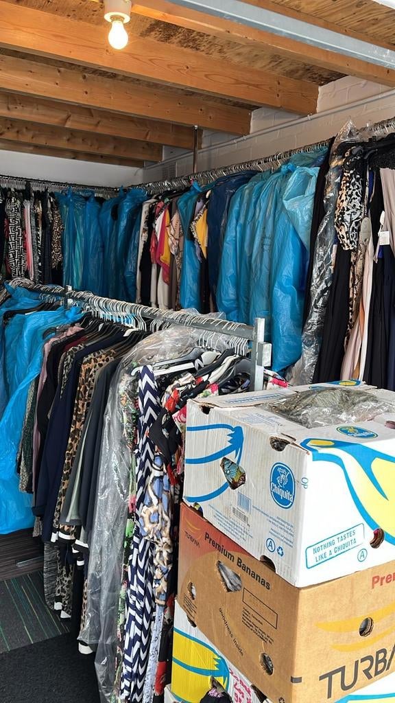 Grote partij diverse dameskleding - ca. 2500 stuks, Diverse merken, Ophalen, Gedragen