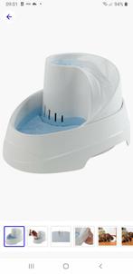 Drinkfontein voor kat en hond., Ophalen of Verzenden, Zo goed als nieuw