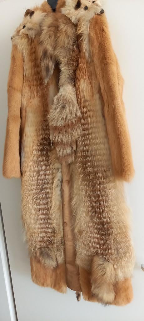 Lange dames vossen bontjas, Maat 38/40 (M), Bruin, Ophalen of Verzenden, Onbekend