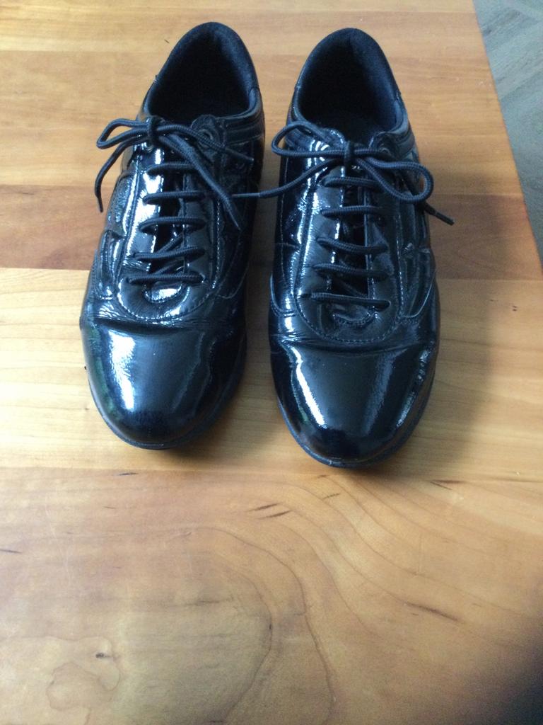 Geox zwarte sneakers mt 36 lak leer, Ophalen of Verzenden, Zo goed als nieuw