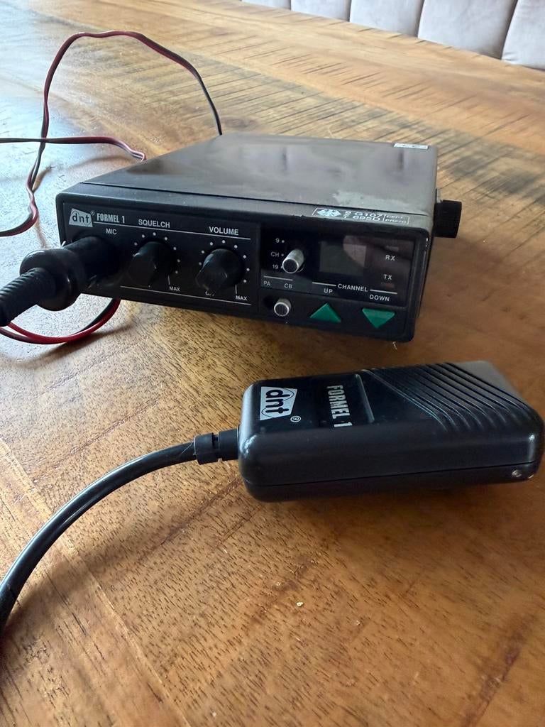 27 mc  12 volt, Ophalen of Verzenden, Zo goed als nieuw