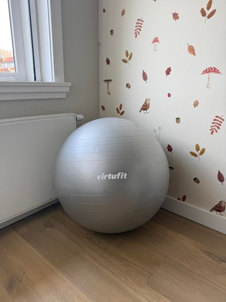 Fitness bal / zwangerschaps bal 75 cm, Sport en Fitness, Fitnessmaterialen, Ophalen, Zo goed als nieuw, Fitnessbal