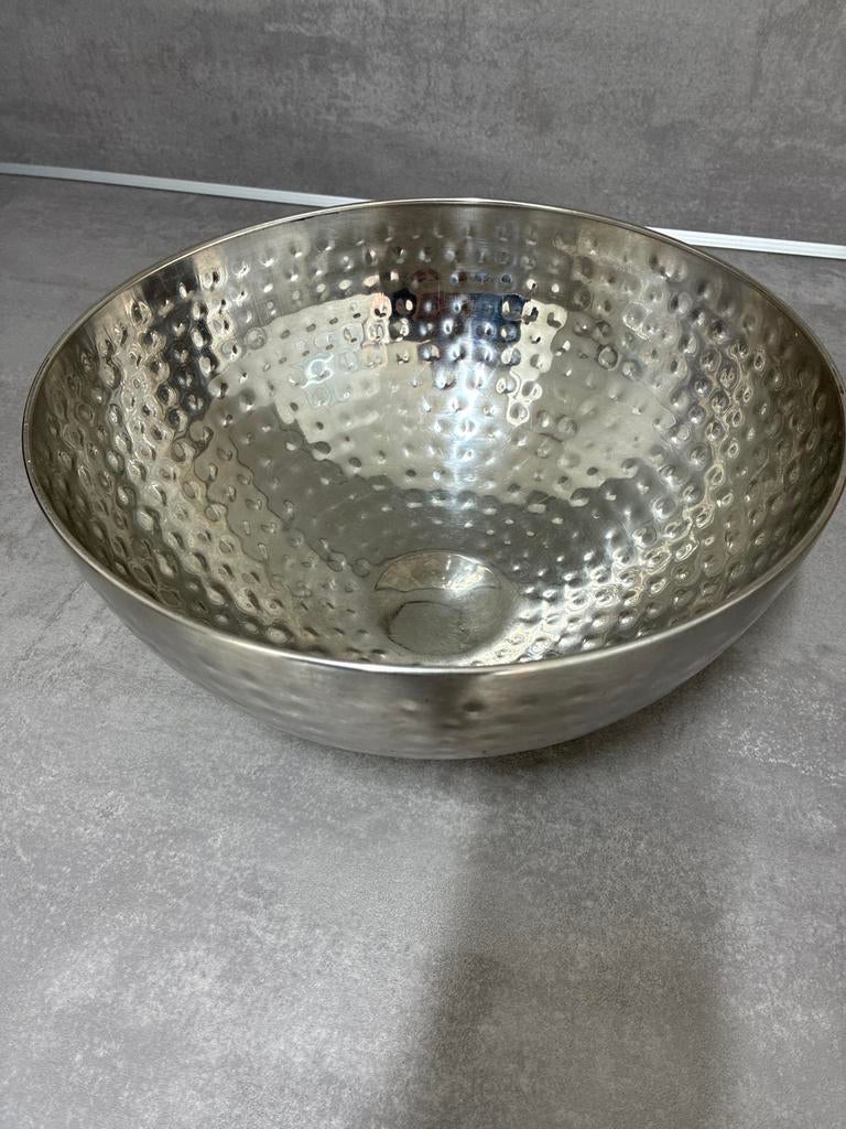 Zilverkleurige fruitschaal, Huis en Inrichting, Woonaccessoires | Schalen en Manden, Ophalen, Overige materialen, Gebruikt, Schaal