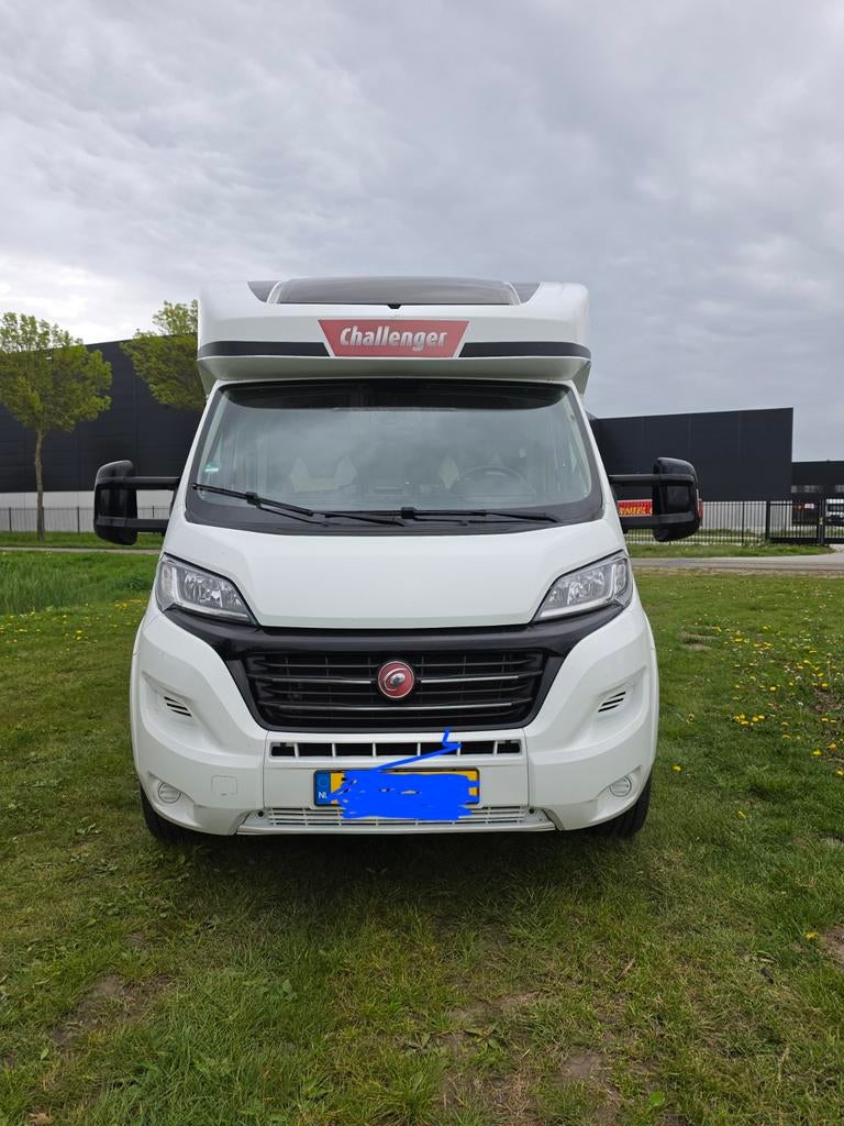 Challenger Camper - premium bouwjaar 2021 nieuwe apk 140 pk, Caravans en Kamperen, Campers, Fiat, Achteruitrijcamera, Challenger