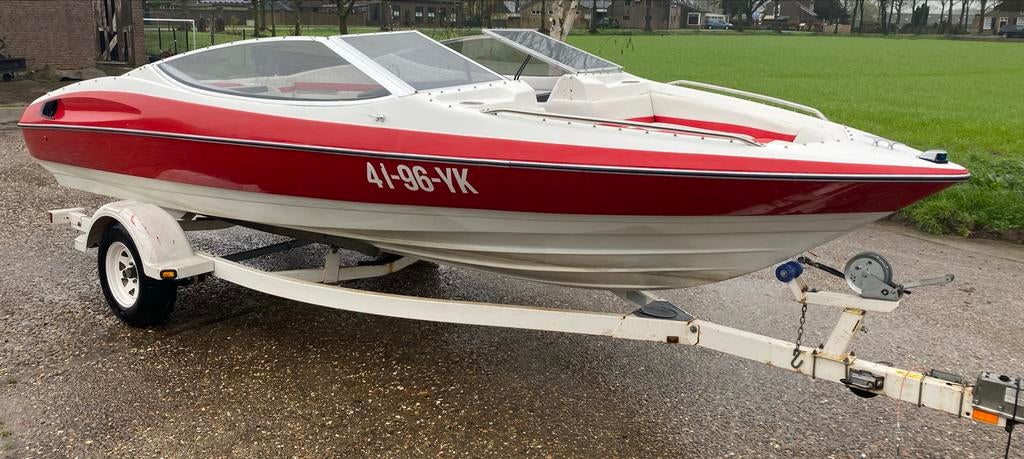 Bayliner 2050 Speedboot, Watersport en Boten, Speedboten, Gebruikt, 3 tot 6 meter, Benzine, 120 tot 200 pk, Polyester, Binnenboordmotor