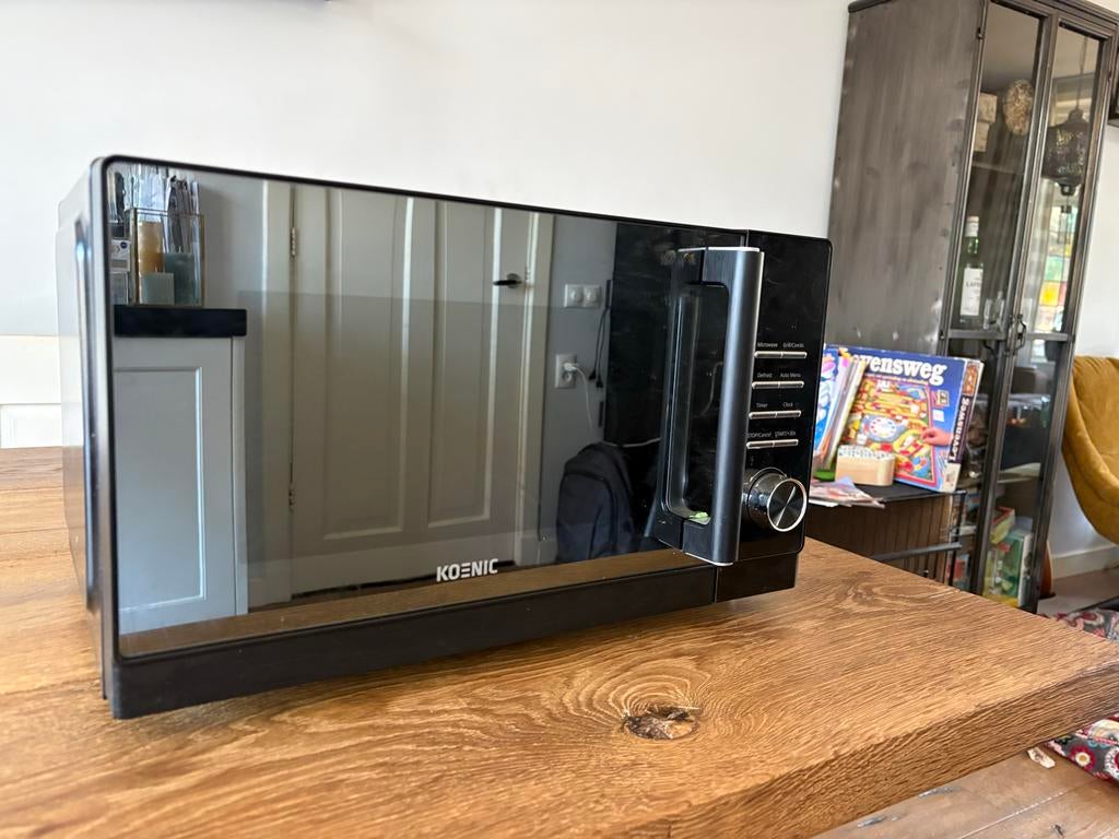 Koenic KMWG 2322 DB Combimagnetron - Zwart, Witgoed en Apparatuur, Magnetrons, Ophalen, Combimagnetron, Grill, Zo goed als nieuw
