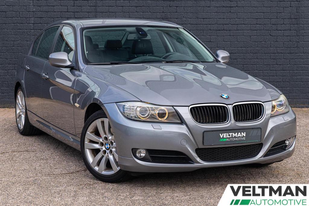 BMW 3-serie 318i Corporate Lease Luxury Line NAVI LEER ORIGI, Euro 5, 4 cilinders, Bedrijf, Handgeschakeld