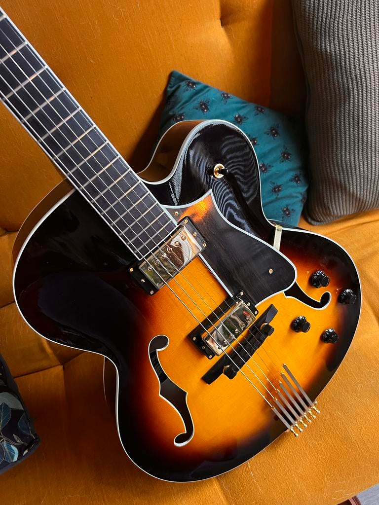 Prachtige archtop Jazzgitaar in Nieuwstaat, Muziek en Instrumenten, Ophalen of Verzenden, Nieuw, Hollow body, Gibson