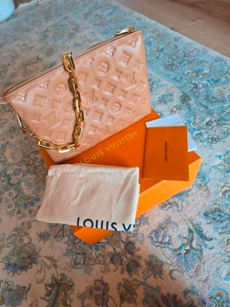louis vuitton coussin tas PM model, Ophalen, Zo goed als nieuw, Bruin, Handtas