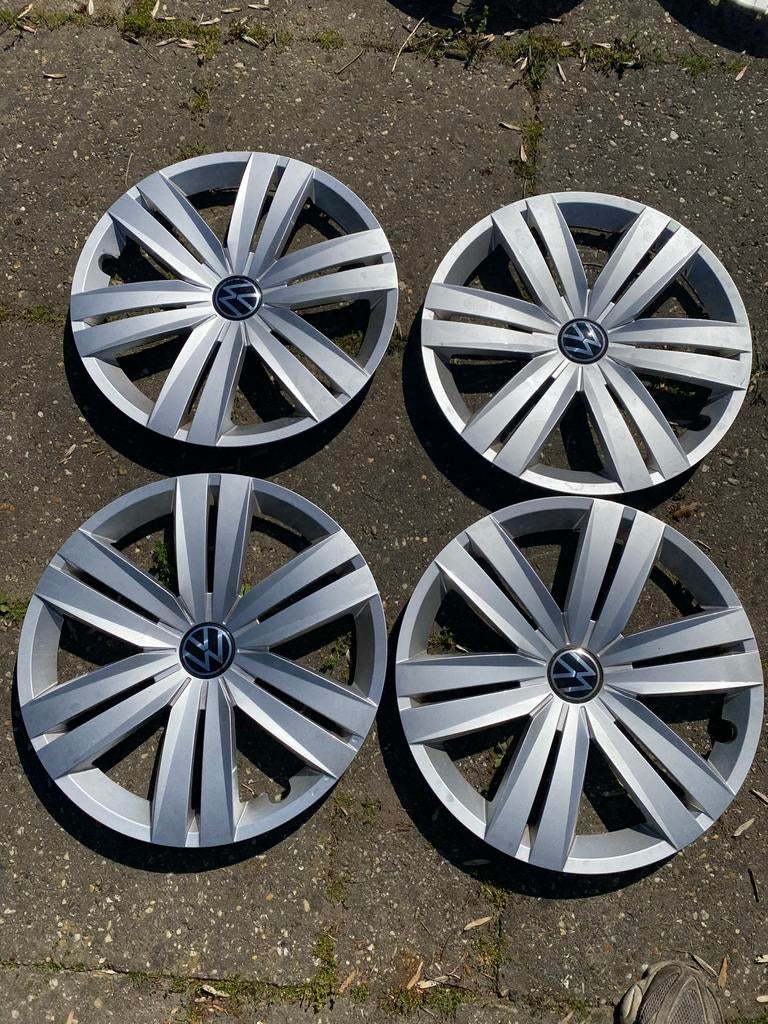 pen Volkswagen 16 inch Golf /Passat/Phaeton/Polo/Scirocco VOW5G0071456 YTI