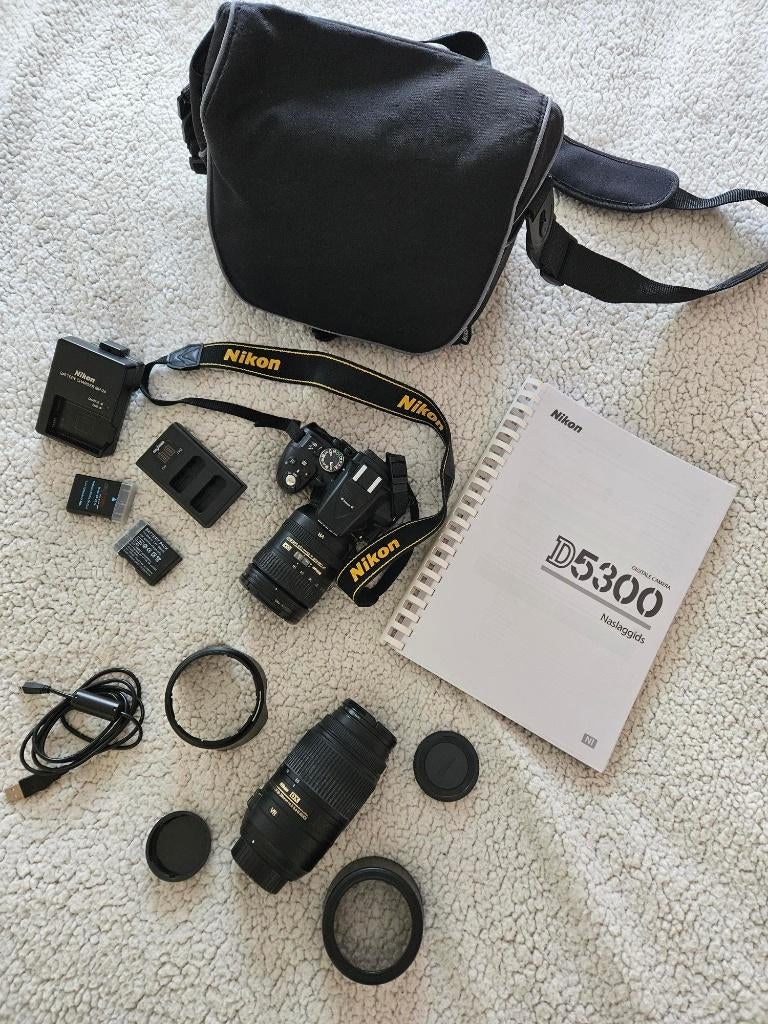 nikon D5300 fotocamera, Audio, Tv en Foto, Fotocamera's Digitaal, Ophalen, Gebruikt, Spiegelreflex, 4 t/m 7 keer
