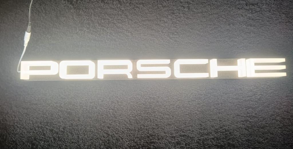 Porsche logo (verlicht) incl voeding., Ophalen of Verzenden, Zo goed als nieuw