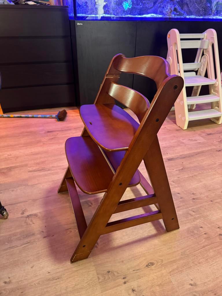 Hauck Alpha Kinderstoel Set met Wipje, Zitje en Speeltafel, Kinderen en Baby's, Kinderstoelen, Ophalen, Gebruikt, Meegroeistoel
