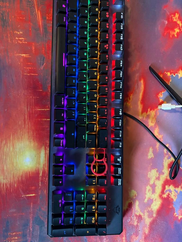 Asta Toetsenbord Nieuw met Red Switches en Keycap Remover, Computers en Software, Toetsenborden, Gaming toetsenbord, Nieuw, Ophalen of Verzenden