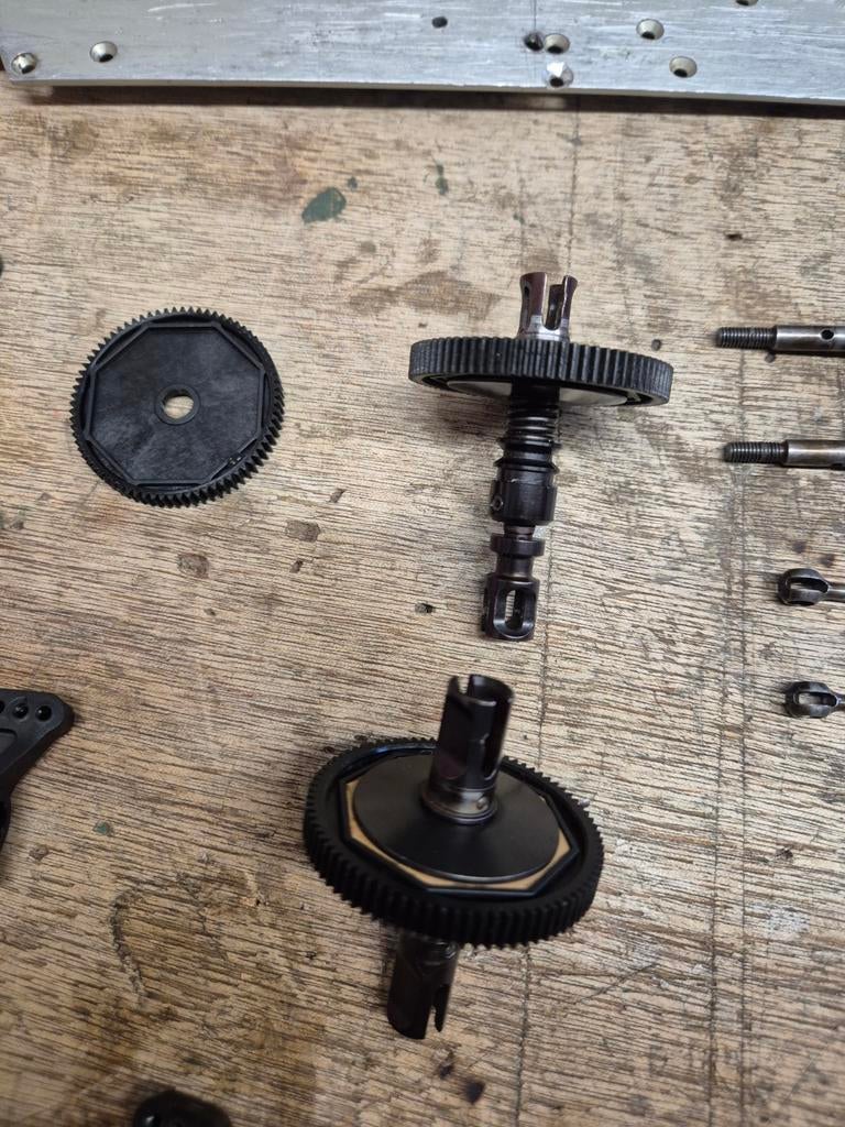 Xray buggy 1.10 Spullen gratis verzenden, Gebruikt, Onderdeel, RTR (Ready to Run), Overige schalen