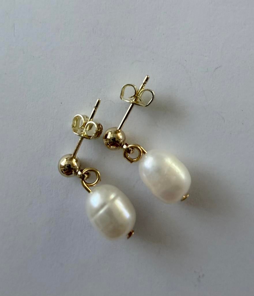 Elegante Oorbellen  met witte barok Parels 14K, Sieraden, Tassen en Uiterlijk, Oorbellen, Hangers, Wit, Nieuw, Ophalen of Verzenden