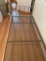 Eenpersoons hemelbed met ijzeren spiraal, Ophalen, Gebruikt, 90 cm, Eenpersoons