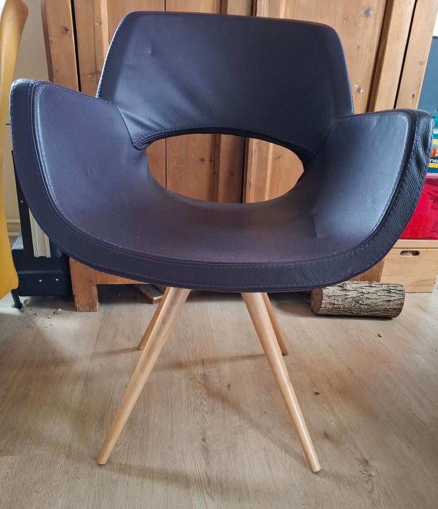 Mooie stoel paars leer, Ophalen, Strak, Overige kleuren, Zo goed als nieuw