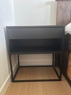 2x IKEA Vikhammer Nachtkastje Zwart 60x39, Huis en Inrichting, Ophalen, Metaal of Aluminium, 55 tot 70 cm, Zo goed als nieuw