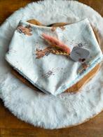 Nieuw handgemaakt • slab 'Vliegtuigjes badstof, Kinderen en Baby's, Babymode-accessoires, Nieuw, Ophalen of Verzenden, Saluty's kinder- en kraamcadeaus