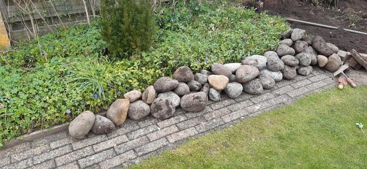 Gratis af te halen: Partij stenen, diverse soorten, Tuin en Terras, Grind, Keien en Split, Gebruikt, Ophalen