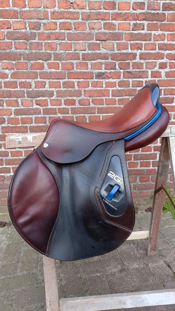 CWD SE25 springzadel 17,5” – luxe leer, Dieren en Toebehoren, Ophalen, Springen