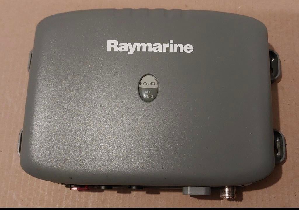 RAYMARINE RAY240E RAY240 Marine VHF Control Unit RAY 240 R49, Watersport en Boten, Navigatiemiddelen en Scheepselektronica, Ophalen of Verzenden