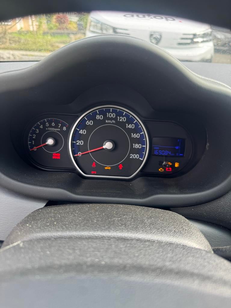 Hyundai i10 (2012) - APK t/m eind 2026! - Zeer Netjes, 880 kg, 4 cilinders, 400 kg, Wit