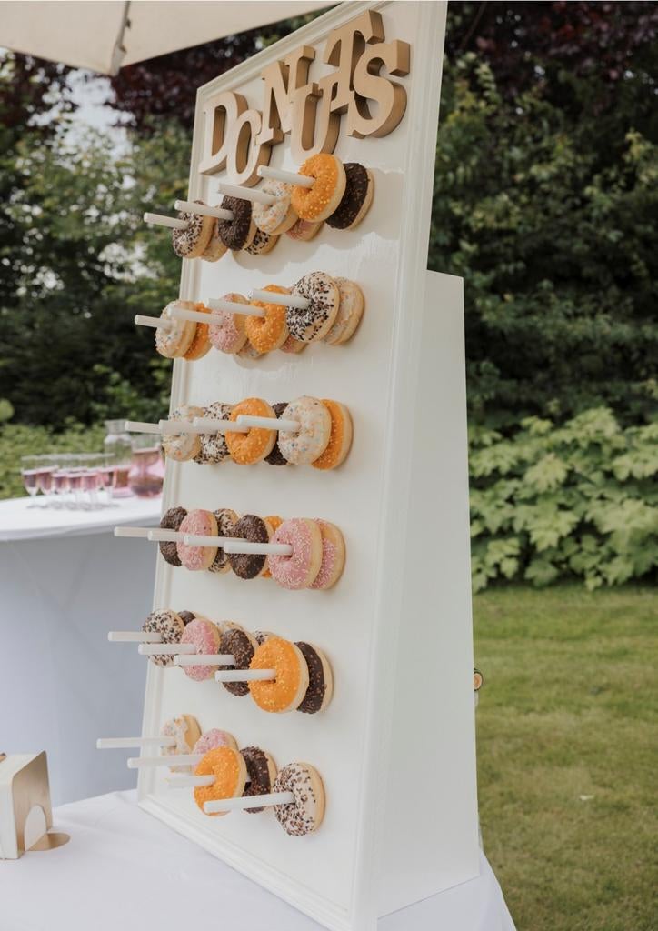 Bruiloft decoratie en aankleding te koop, Hobby en Vrije tijd, Feestartikelen | Verhuur, Ophalen of Verzenden, Zo goed als nieuw