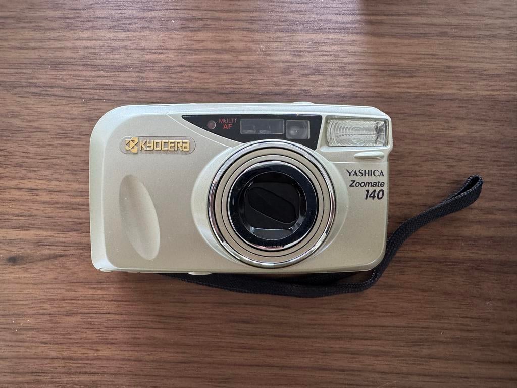 Kyocera Yashica Zoomate 140 analoge camera, Audio, Tv en Foto, Fotocamera's Analoog, Ophalen of Verzenden, Gebruikt, Compact, Overige Merken