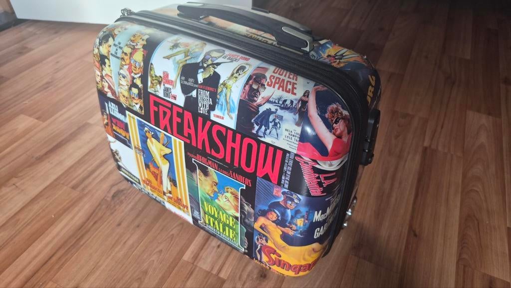 Trolley / reis koffertje, Sieraden, Tassen en Uiterlijk, Koffers, Wieltjes, Hard kunststof, Minder dan 50 cm, Ophalen of Verzenden