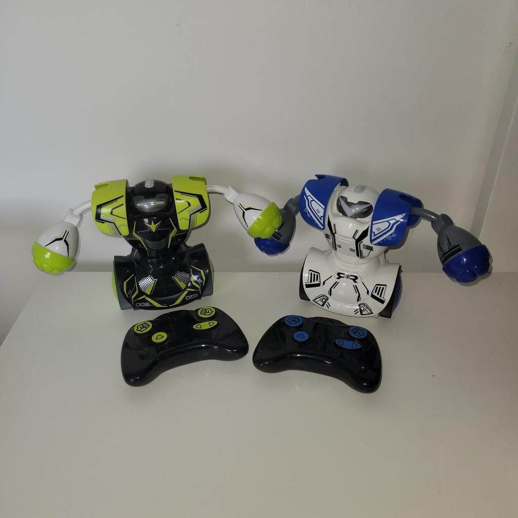 Robo Kombat - Set van 2 RC Boksrobots met Controllers, Ophalen of Verzenden, Zo goed als nieuw