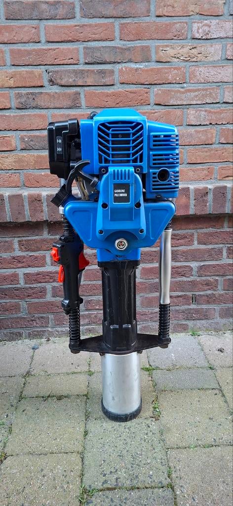 Palenrammer op Benzine - Krachtige Paalhamer, Ophalen