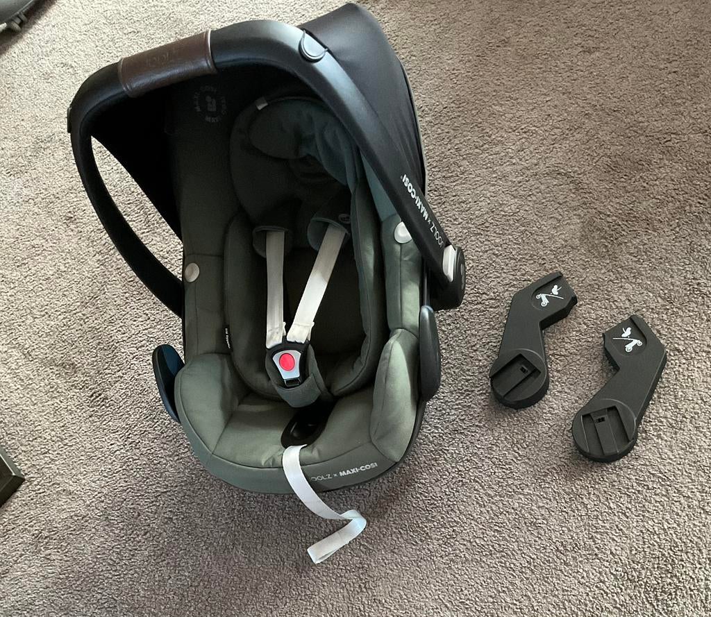 Maxi-cosi inclusief 2 keer een  base, Kinderen en Baby's, Autostoeltjes, Ophalen, Zo goed als nieuw, Isofix, 0 t/m 13 kg