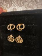 Christian Dior & Gucci Oorbellen Set - Goudkleurig, Sieraden, Tassen en Uiterlijk, Oorbellen, Overige materialen, Ophalen of Verzenden