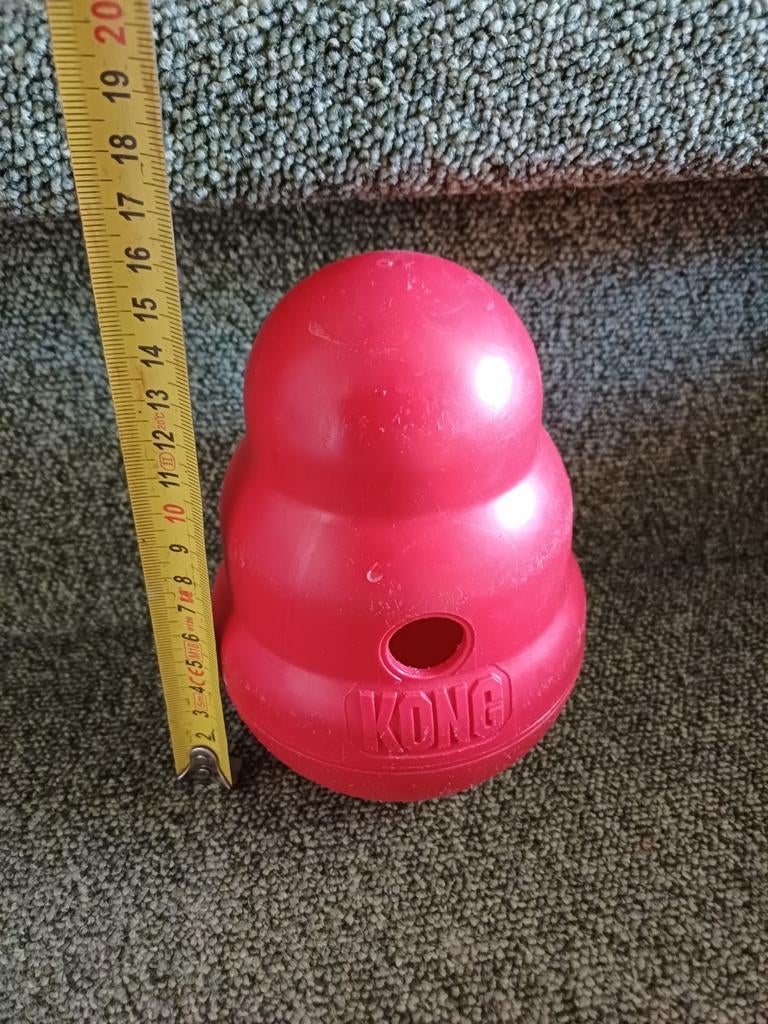Kong Snack Dispenser Wobbler, Ophalen, Gebruikt, Intelligentiespeelgoed