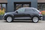Volkswagen T-Roc 1.5 TSI 150pk Sport Panoramadak (bj 2022), 12 maanden, Euro 6, 4 cilinders, Zwart