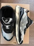 Asics gel nyc - Ivory clay grey - EU 39, Verzenden, Beige, Sneakers of Gympen, Gedragen