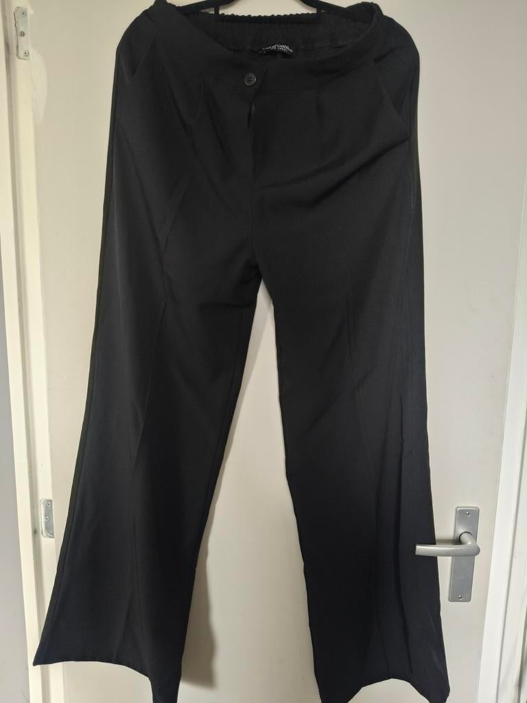Zwarte wide leg pantalon met zakken - Maat L, Lots of Goodies, Zwart, Maat 42/44 (L), Ophalen of Verzenden