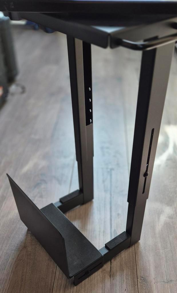 Burostandaard Desktop PC Houder - Verstelbaar en Robuust, Computers en Software, Desktop Pc's, Zo goed als nieuw, Ophalen of Verzenden