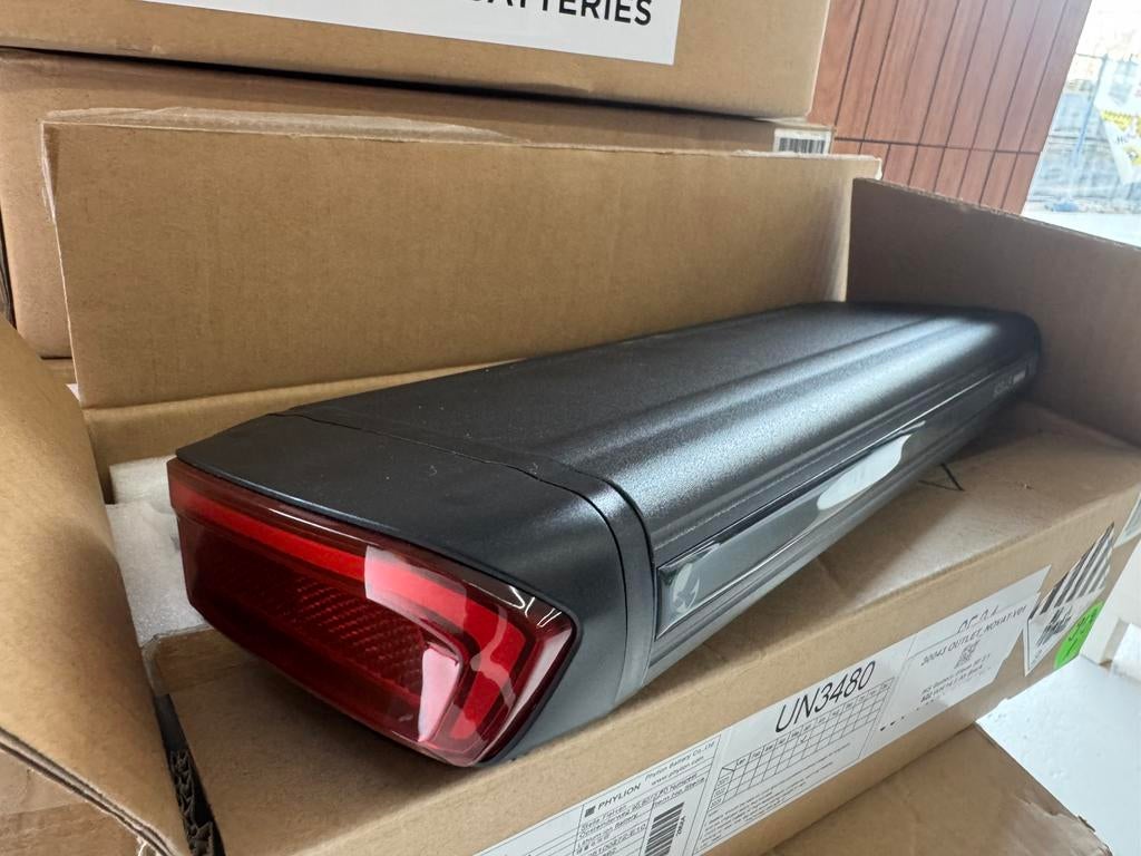 Splinternieuwe Stella accu's - Nu 170 euro per stuk!, Fietsen en Brommers, Ophalen of Verzenden, Zo goed als nieuw