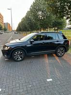 Volkswagen Tiguan 1.5 TSI ACT 150pk DSG 2019 Zwart, Auto's, 4 cilinders, Zwart, 75 €/maand, Particulier